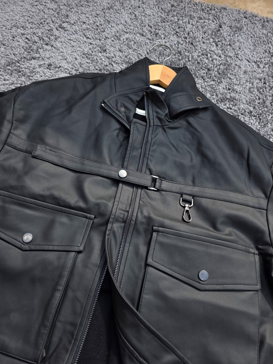 ZARA JACKET MIRROR